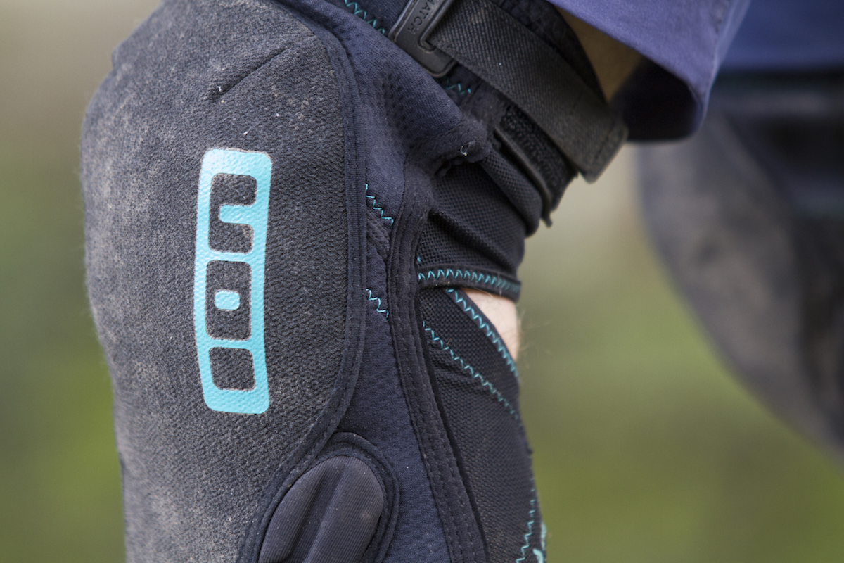 ion k-lite-r knee pads wil issue 112