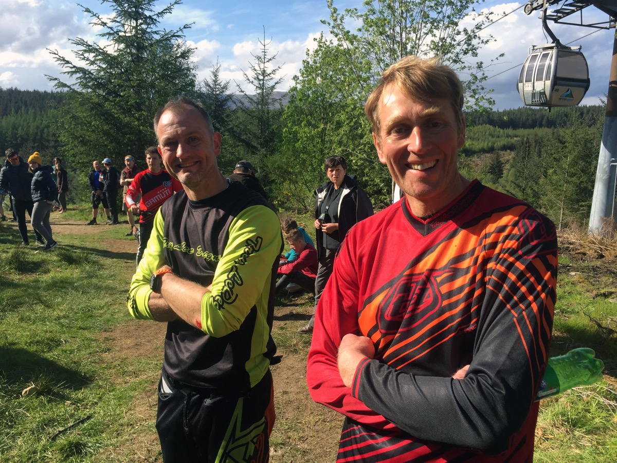 Old School: Mark Weightman 2nd Vet, Russ Harland 1st Vet.