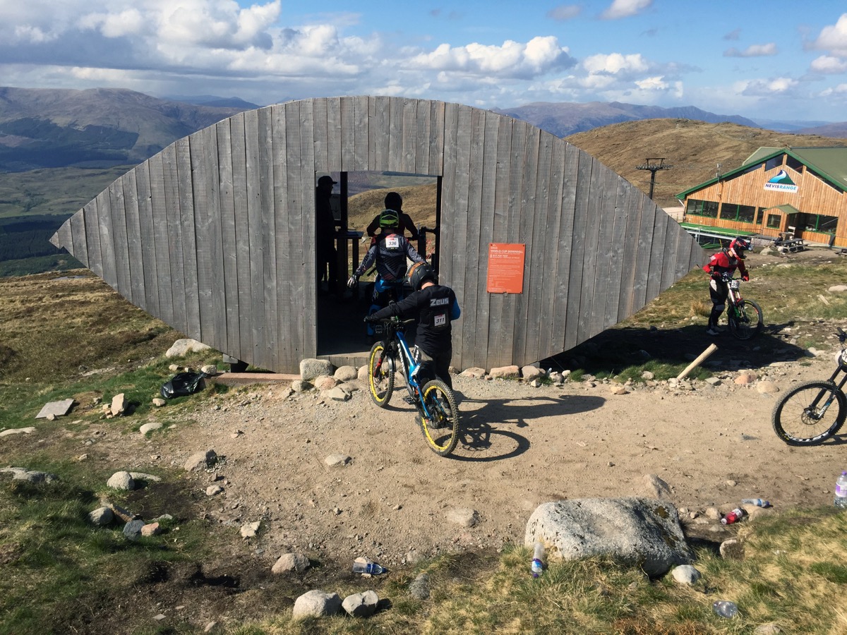 Start hut