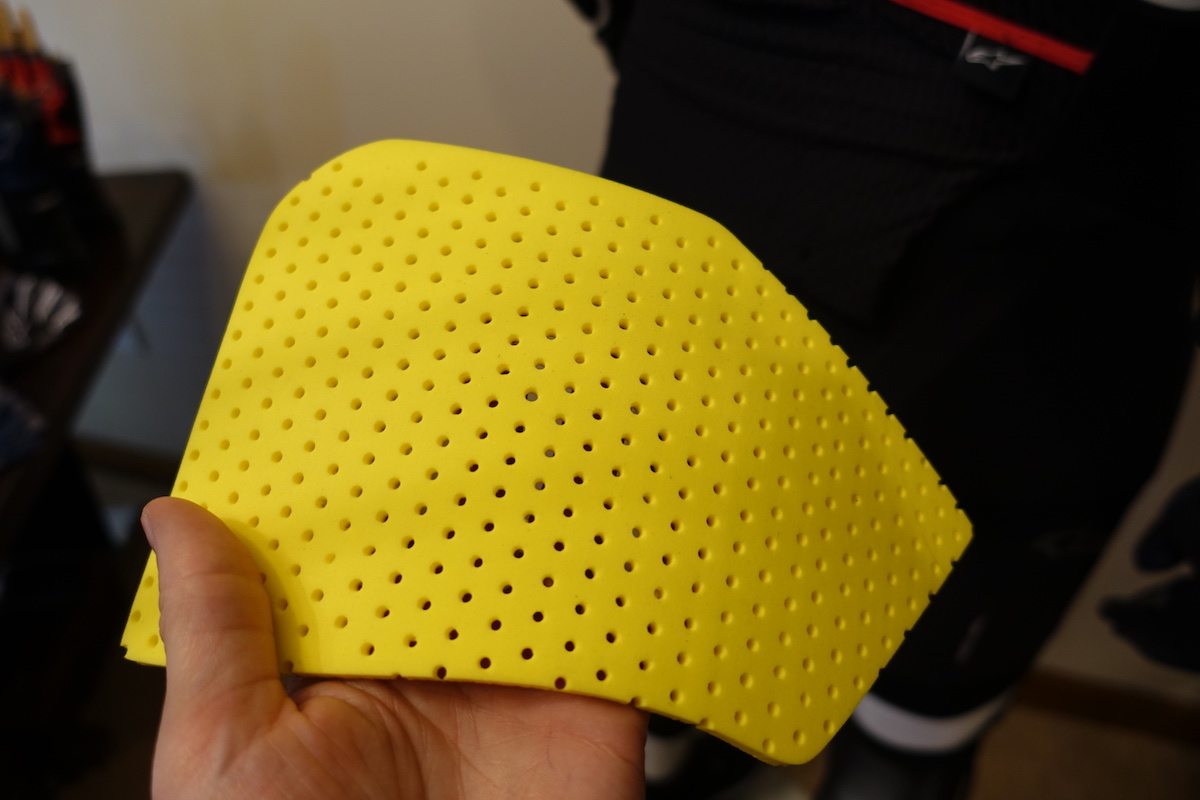 alpinestars paragon bib shorts protection protector bladder knee pads jersey shorts