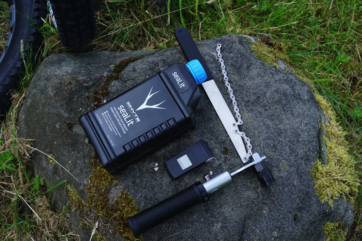 Whyte S150 switch