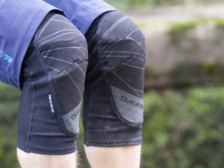 Review: Dakine Slayer Knee Pads – Winner Best All-Round