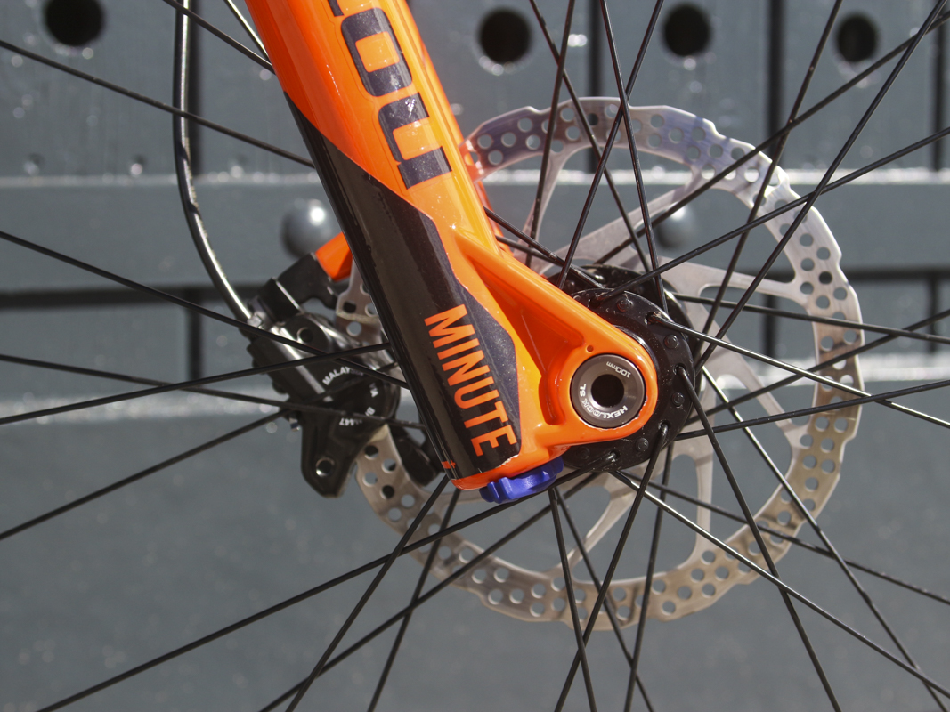 nukeproof scout 290 comp 29in hardtail manitou