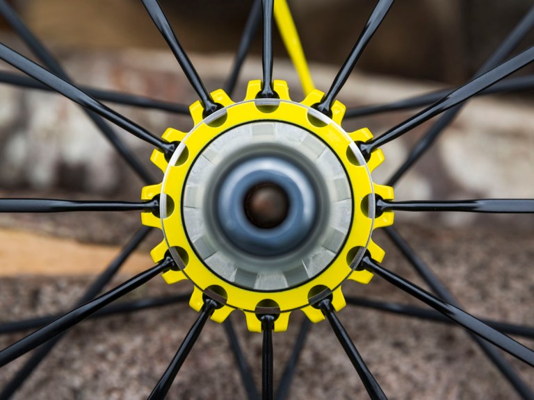 Mavic Announce New Deemax Wheels and Shoes