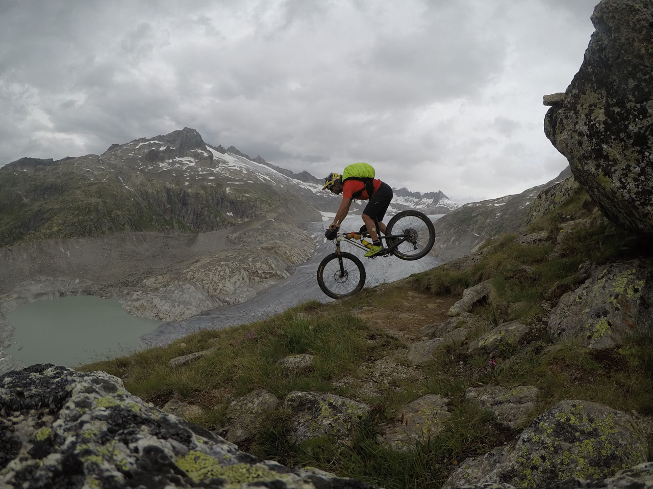 Tito Tomasi: Crossing The Alps Solo