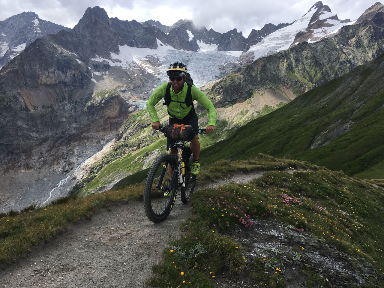 Tito Tomasi - Crossing The Alps