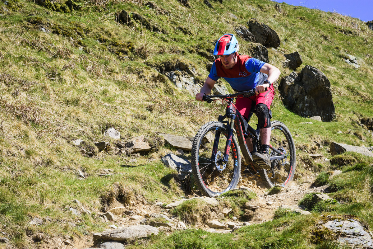knee pads tld rob lake district