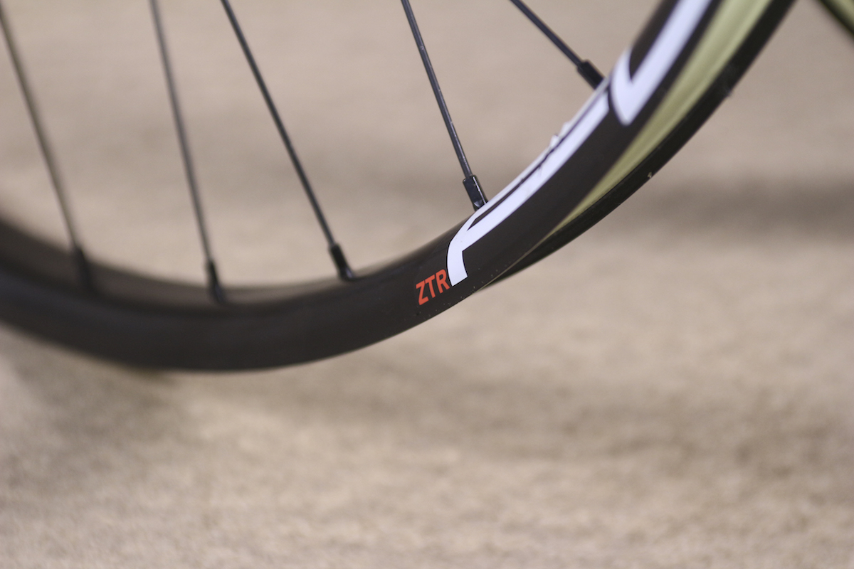 stans notubes flow mk3 wheelset issue 112