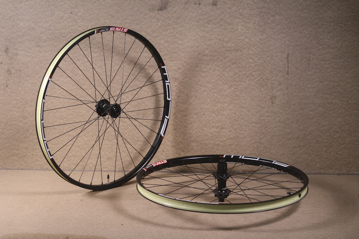 stans notubes flow mk3 wheelset issue 112