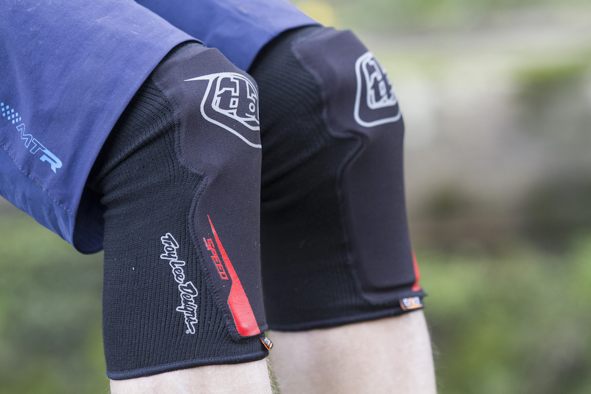 Review: TLD Speed Knee Sleeve – Winner Most Comfortable