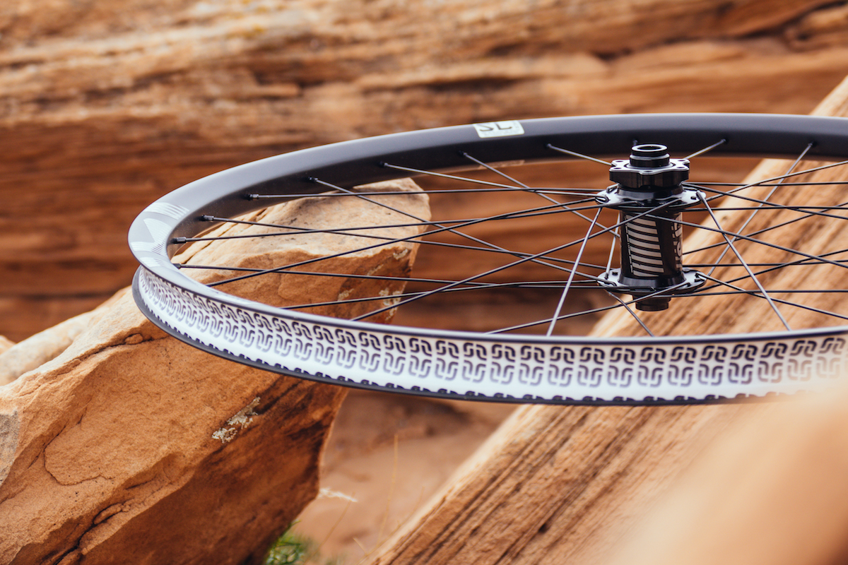 New Lighter TRSr SL Carbon Wheels From e*thirteen