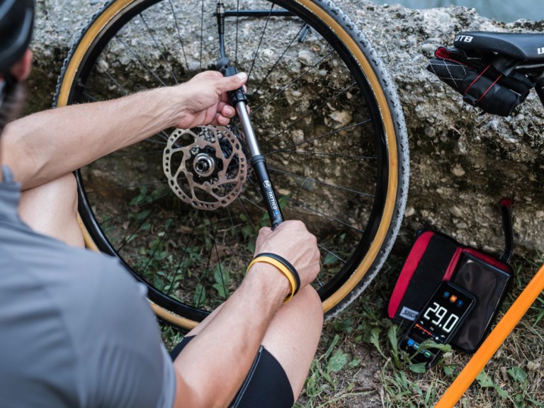 Silca Launch Tattico Bluetooth Mini Pump