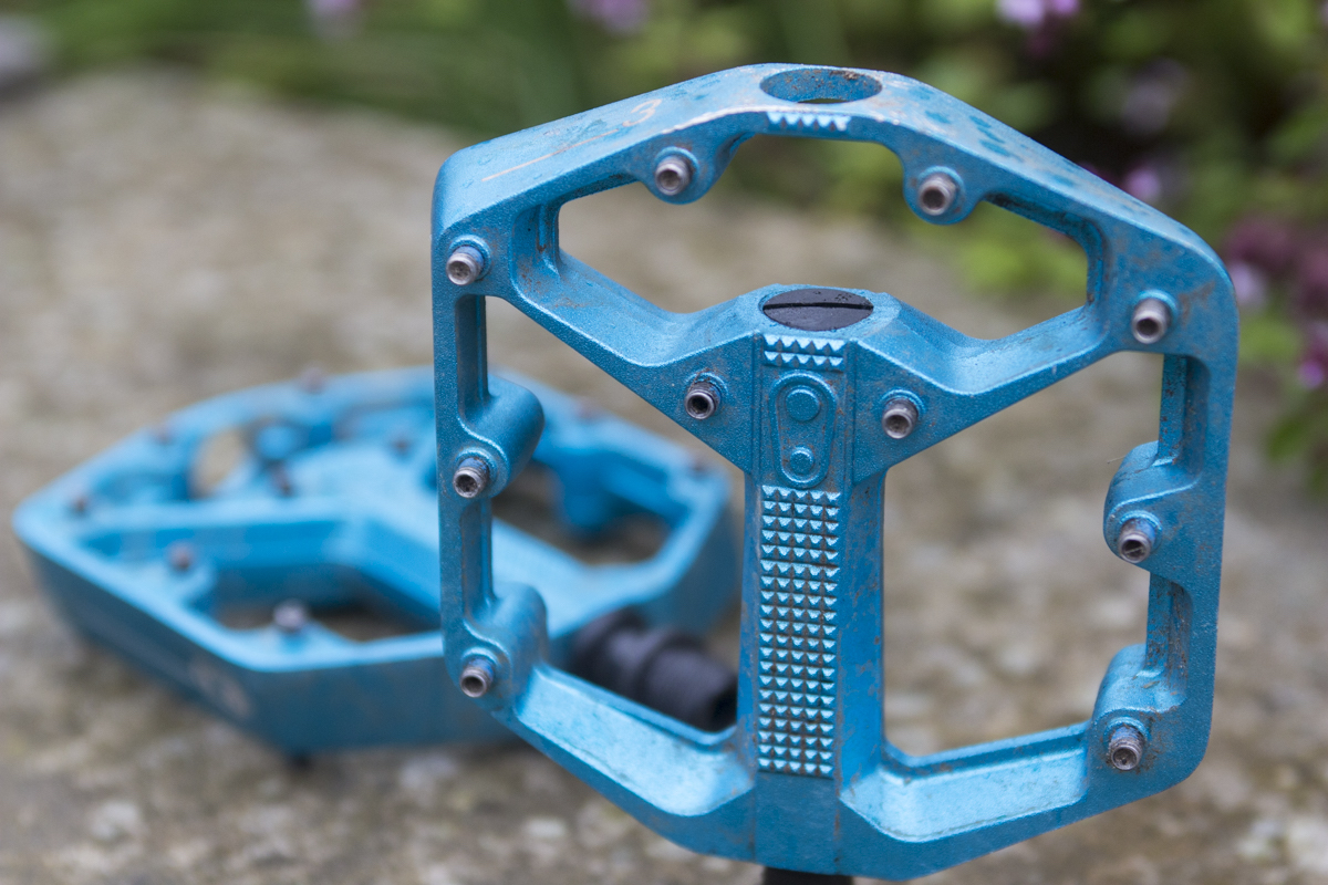 crank brothers stamp flat pedals