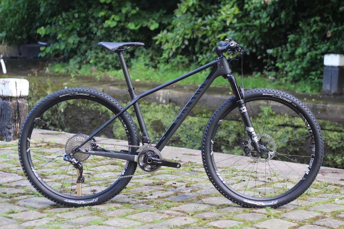 canyon exceed carbon hardtail di2 step cast sc