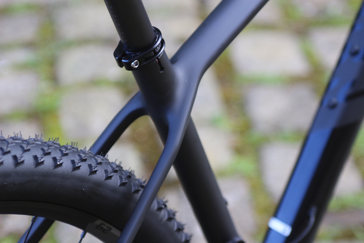 canyon exceed carbon hardtail di2 step cast sc