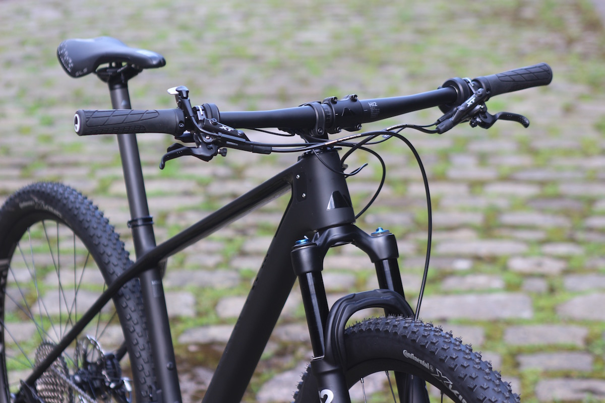 canyon exceed carbon hardtail di2 step cast sc