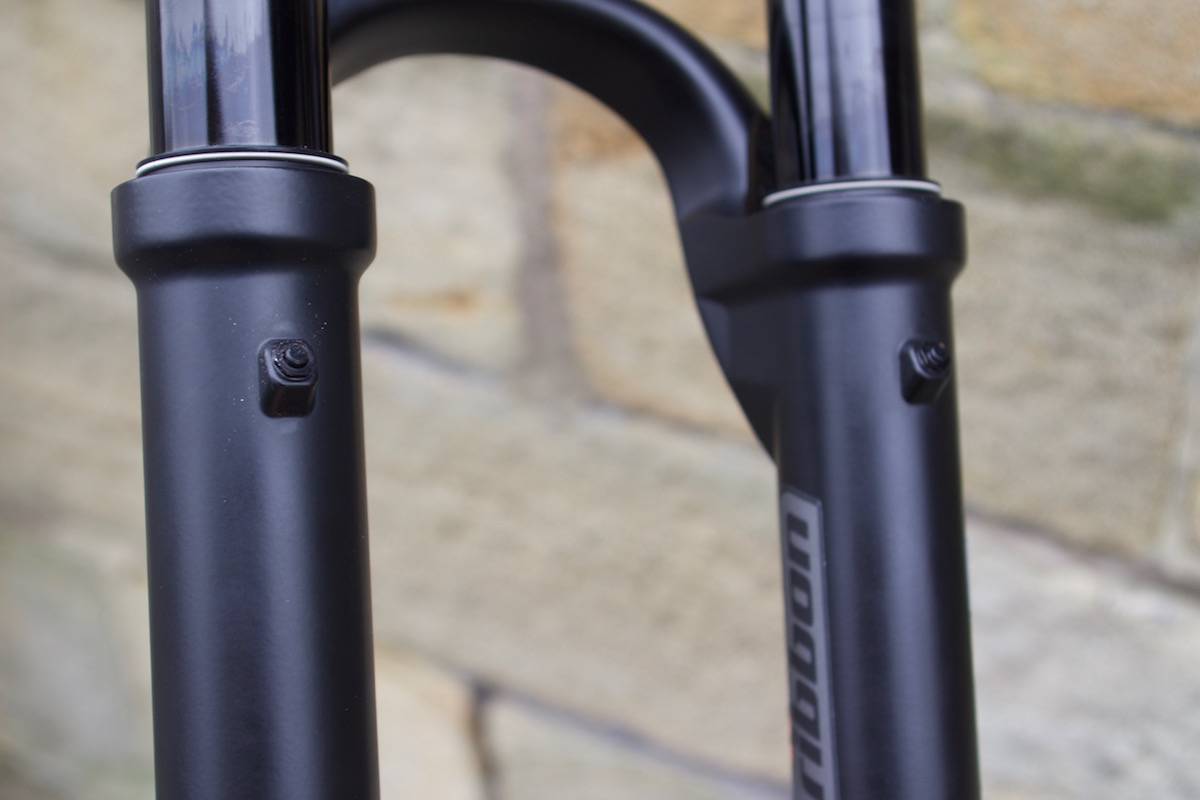 mrp ribbon fork suspension