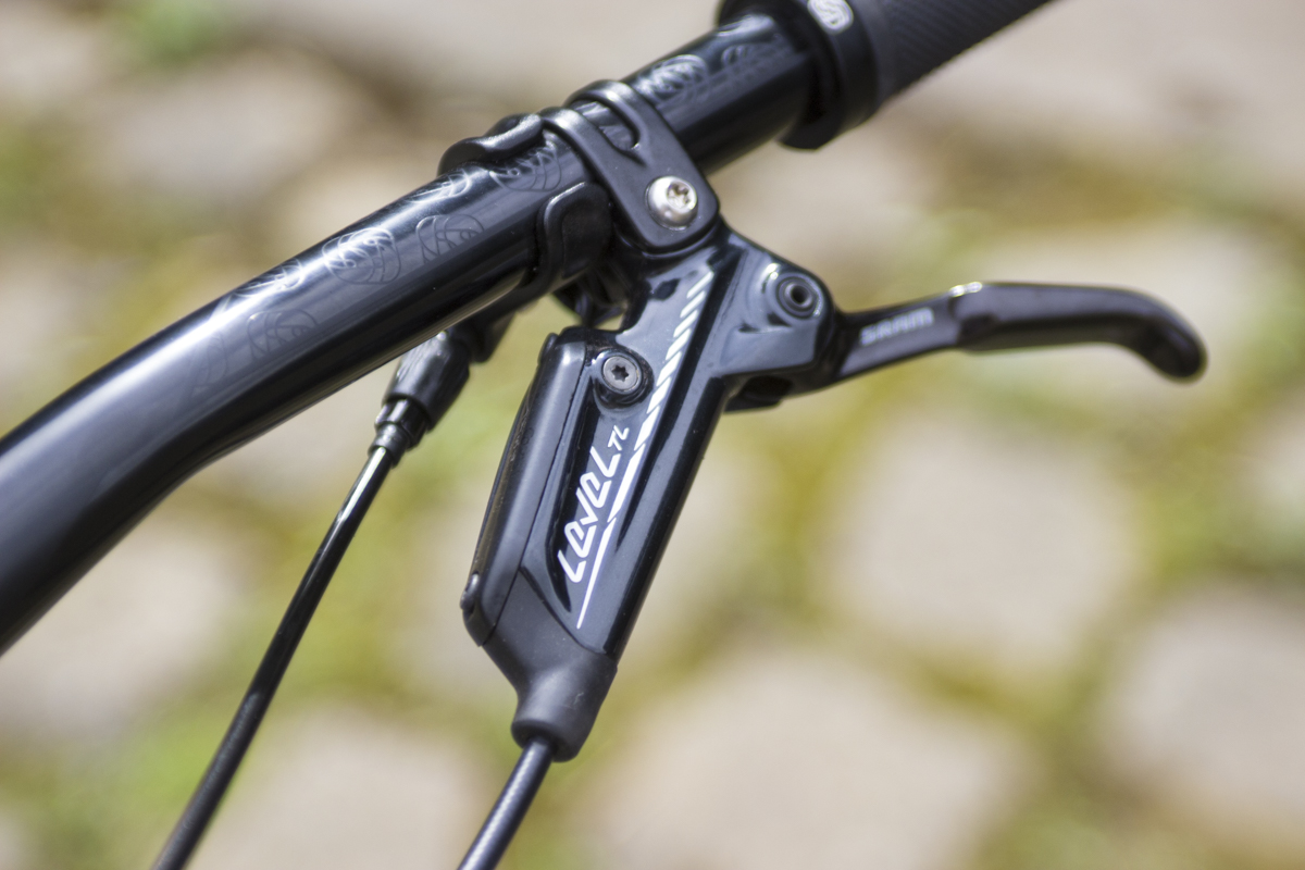 identiti mettle halo gusset