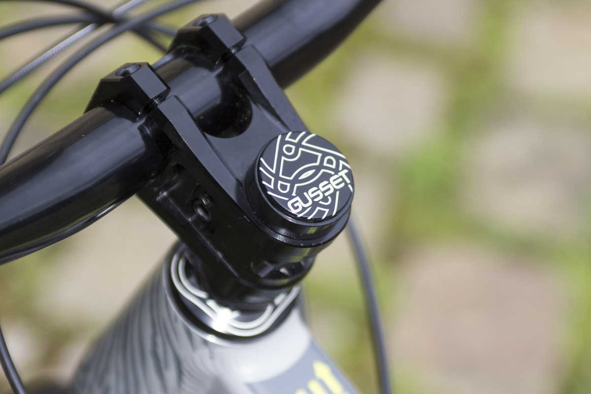 identiti mettle halo gusset