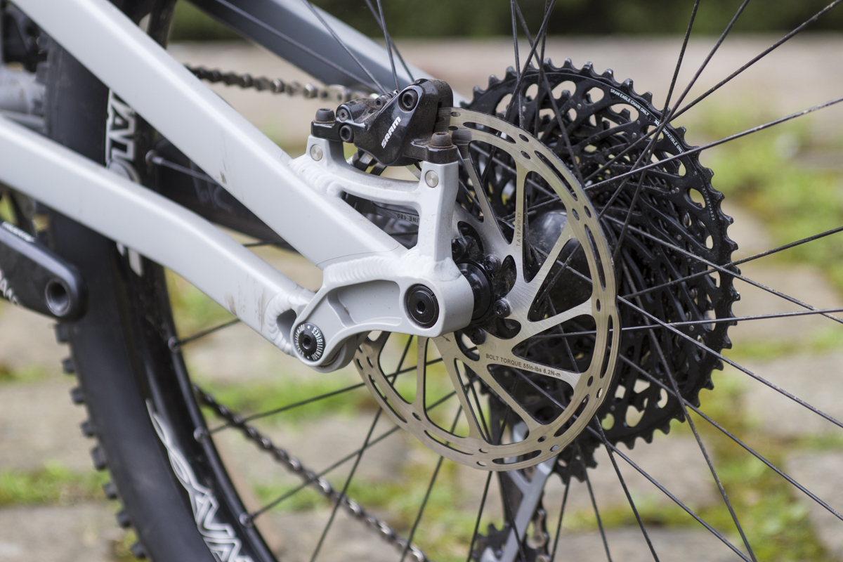 identiti mettle halo gusset