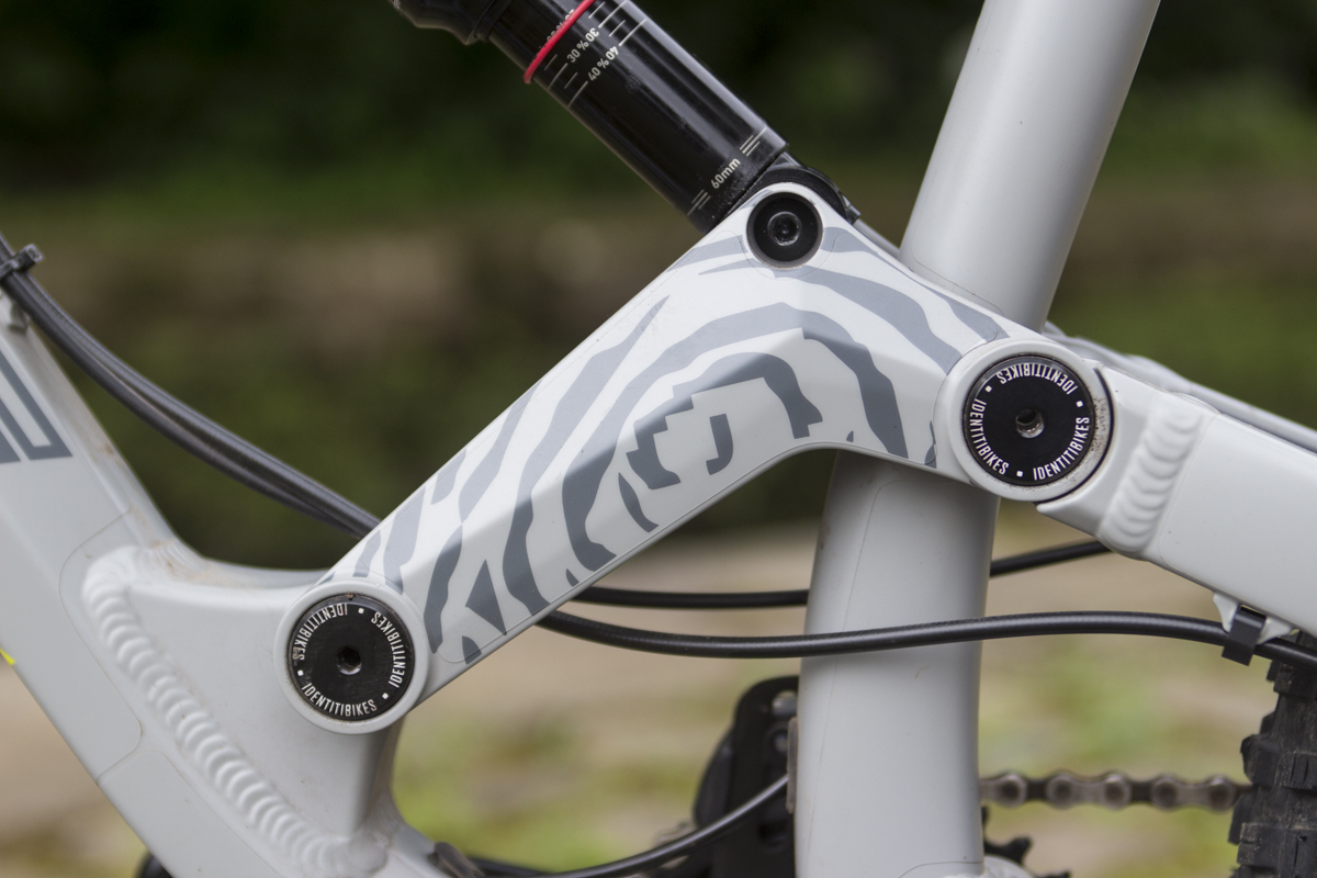 identiti mettle halo gusset