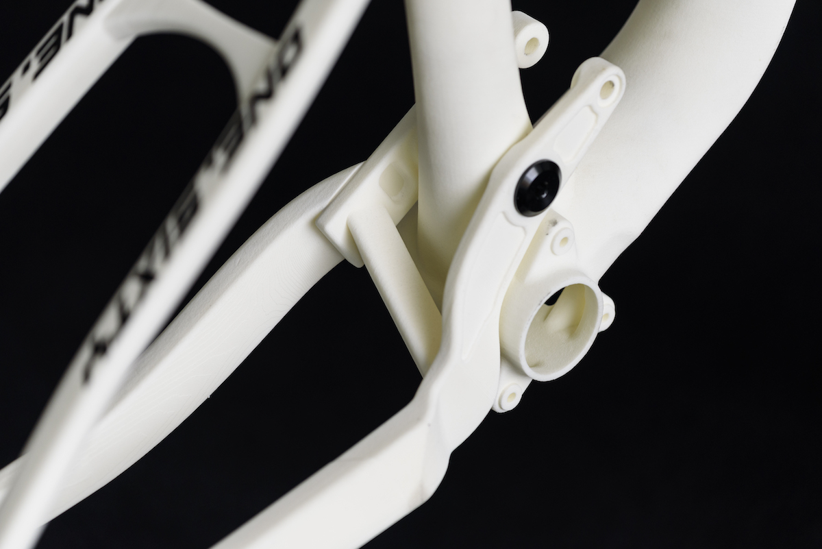 http://singletrackmag.com/wp-content/uploads/2016/05/from-race-to-trail-merida-launch-three-new-big-hardtails/