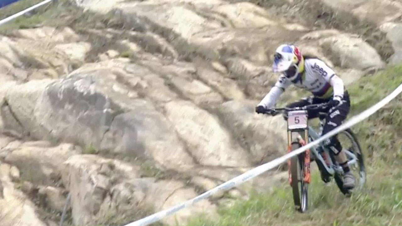 POV Footage: Rachel Atherton’s Incredible Mont-Sainte-Anne Save