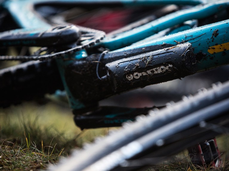 Flaer Launch Revo Terra Chain Lube System