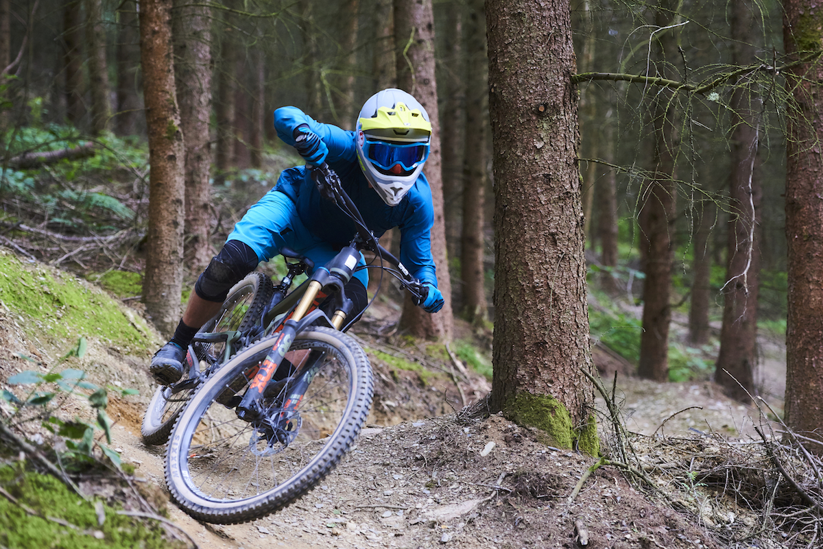 saracen ariel lt revolution bike park full face goggles wil