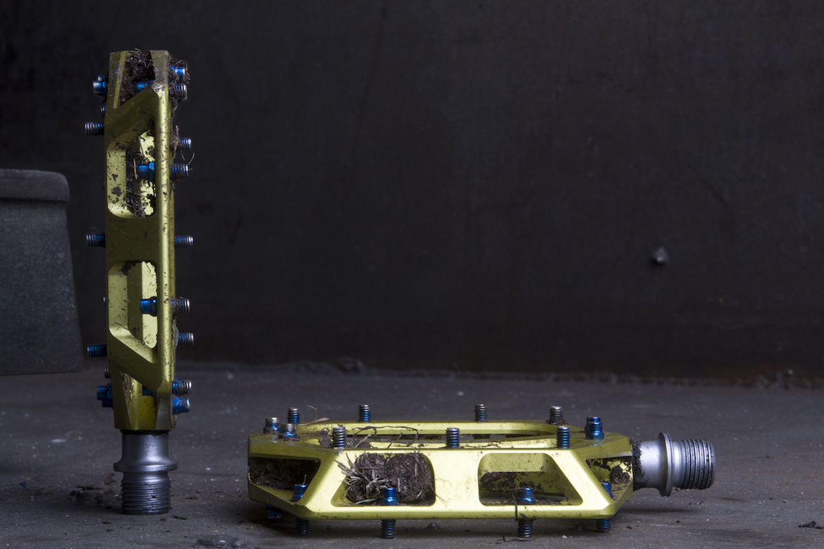 dmr vault flat pedals