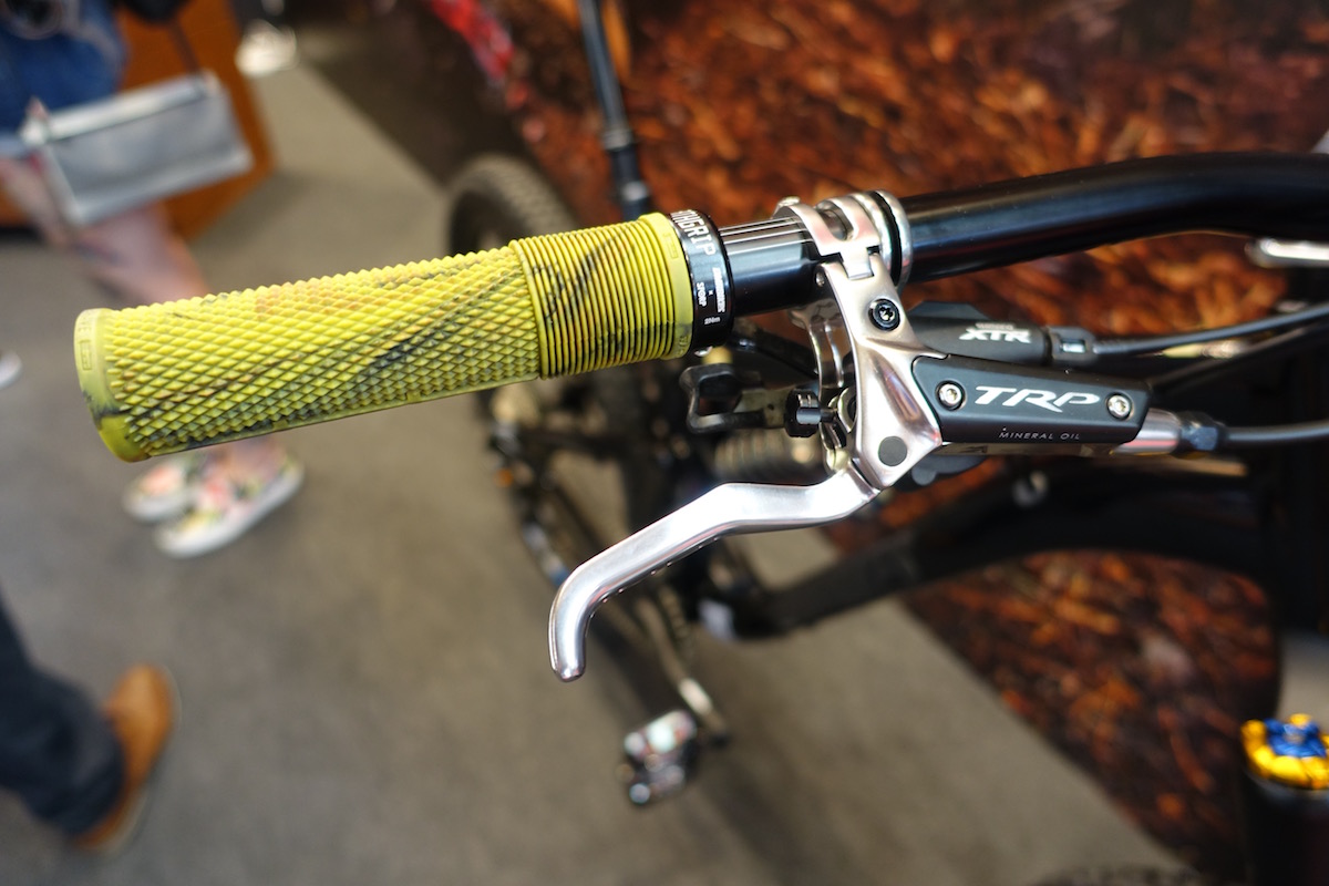 dmr deathgrip grips vault pedals sled