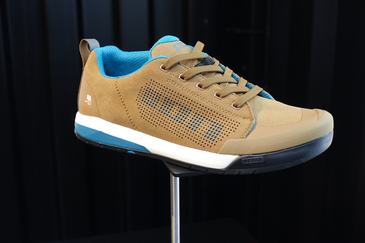 ion flat pedal shoe