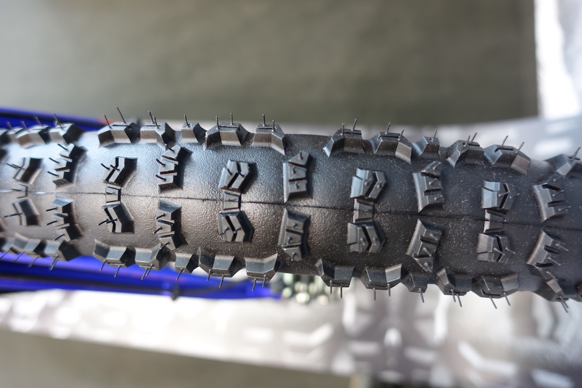 continental trail king tyre