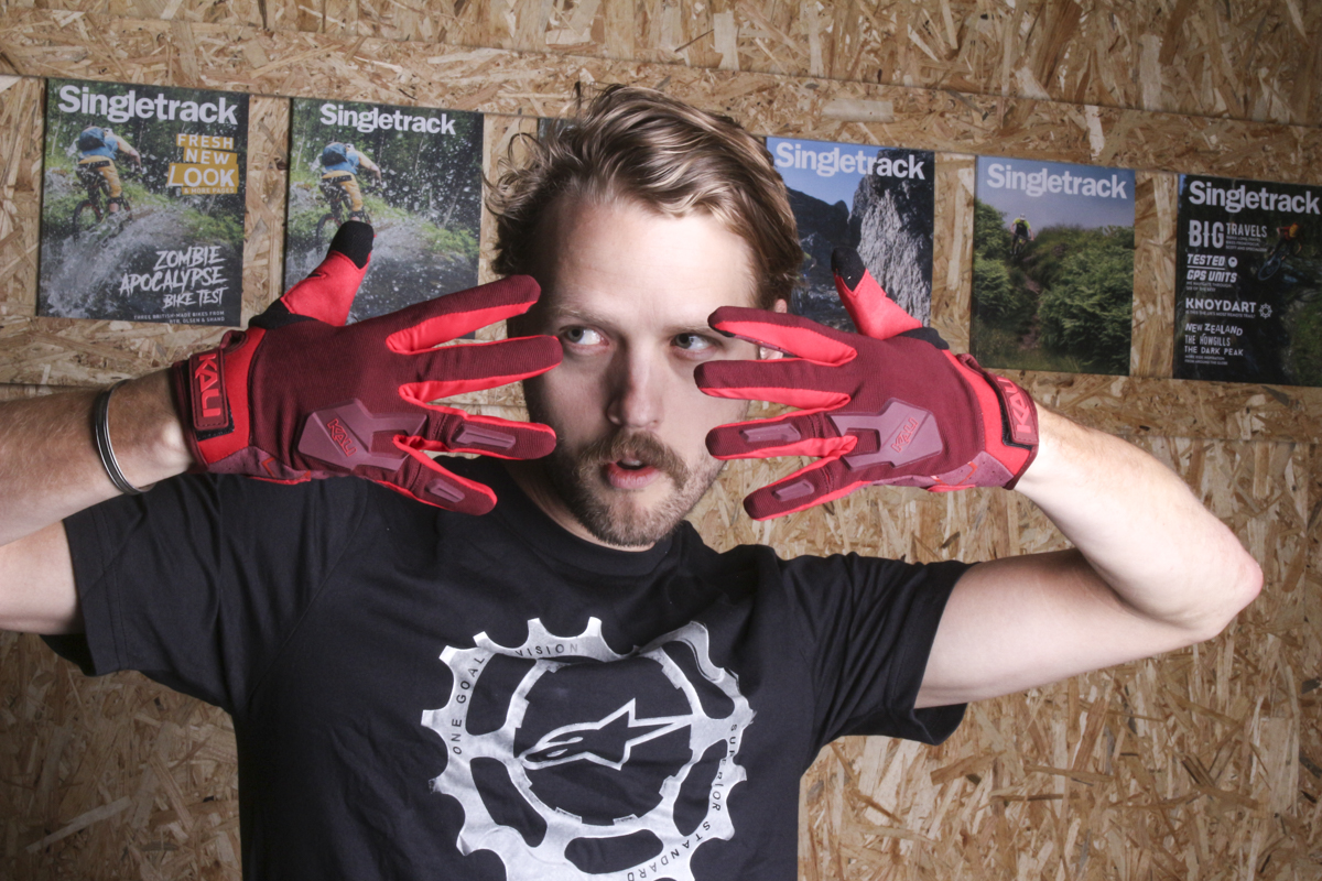 kali gloves