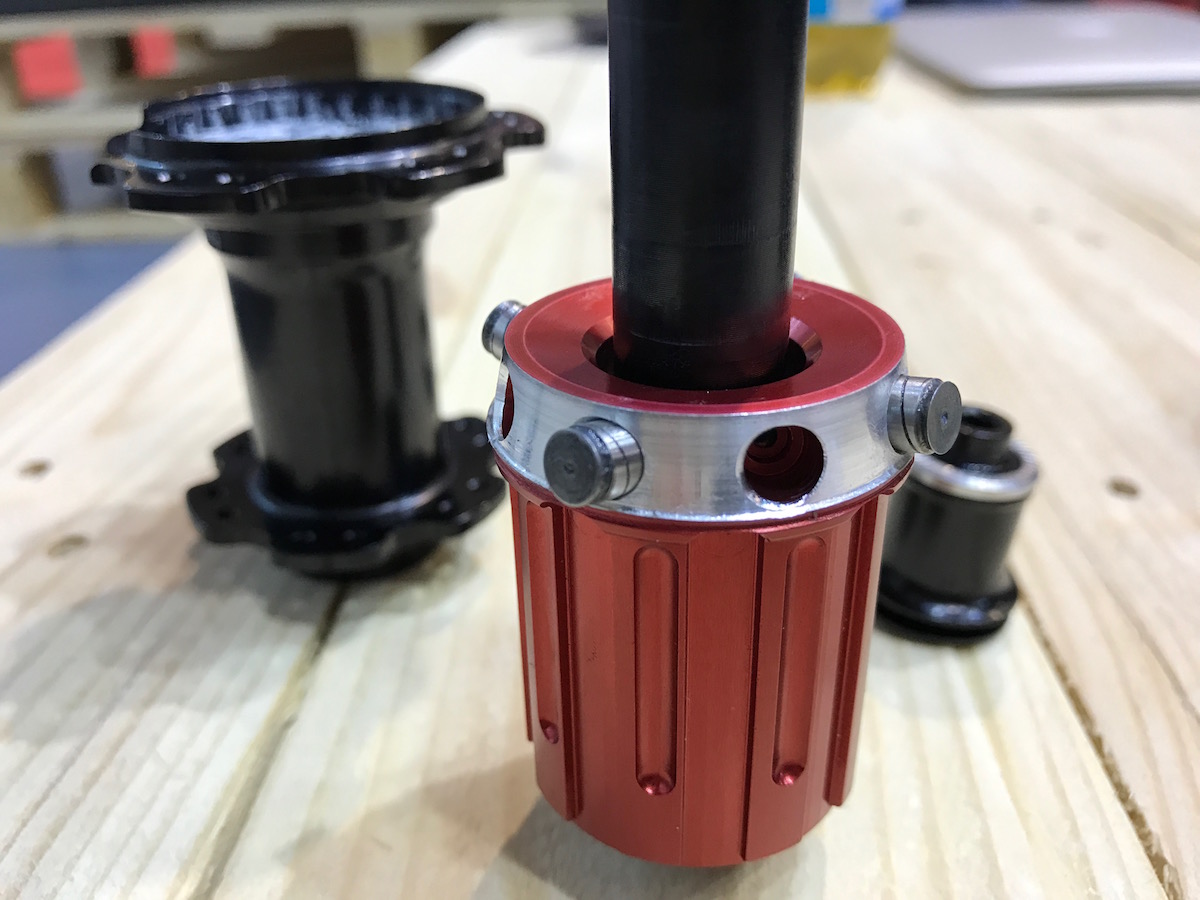 rotor freehub clutch mechanism hub