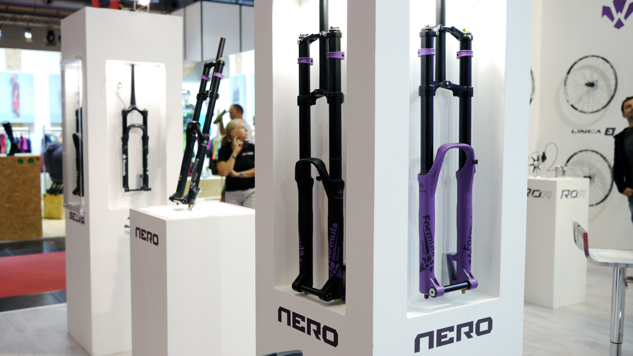 Eurobike 2017 - Formula Nero downhill air fork
