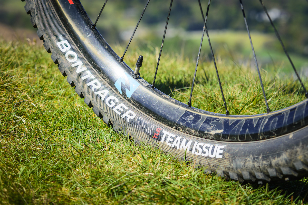 pivot cycles switchblade 29er issue 113 lake district rob