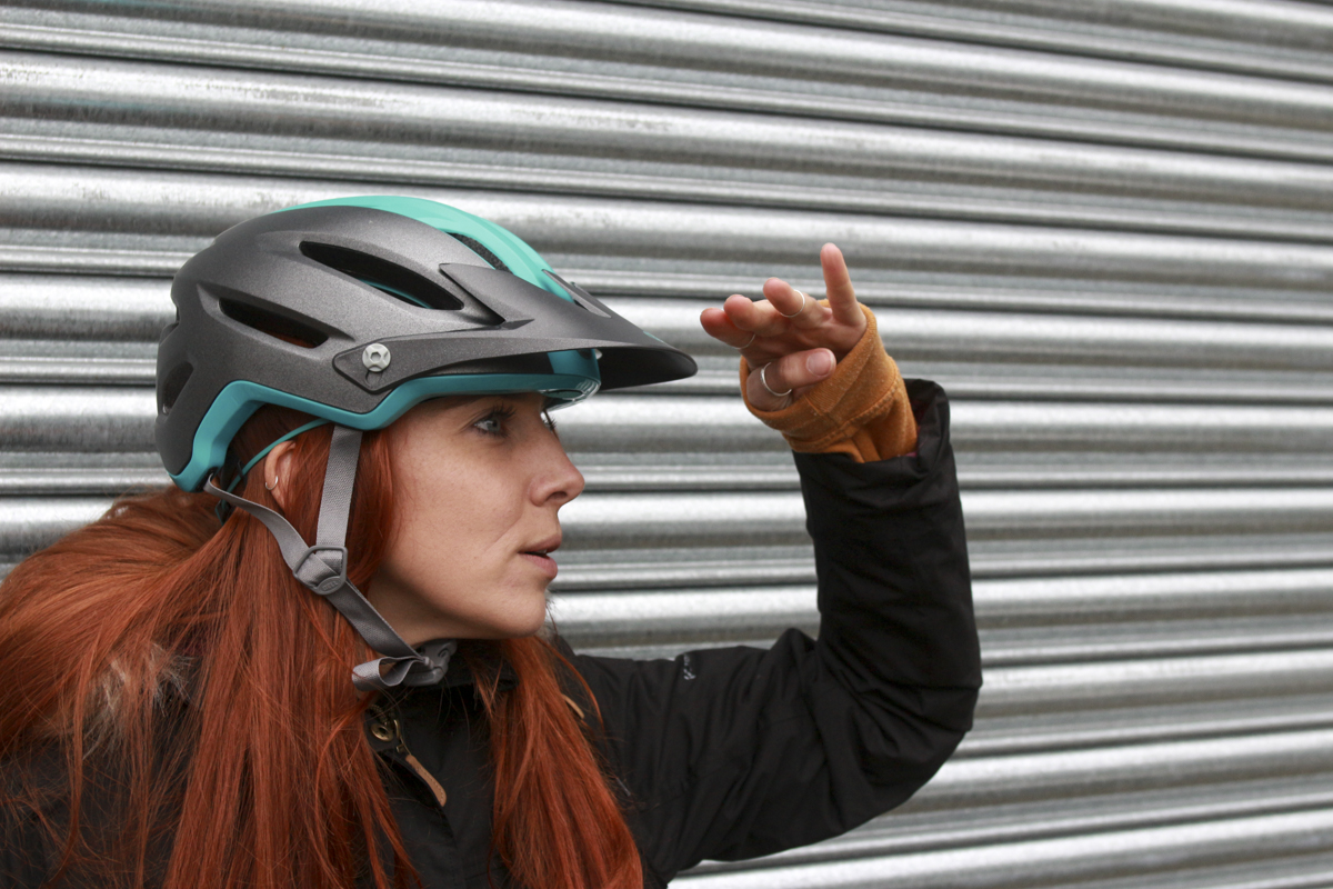bell 4forty helmet mips