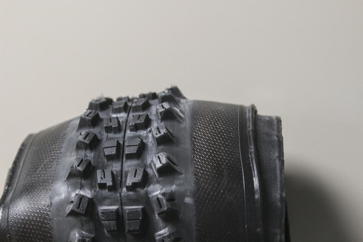 vee tire flow snap tyre