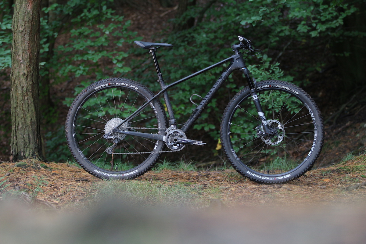 canyon exceed di2 hardtail carbon wil hurstwood madison step cast fox