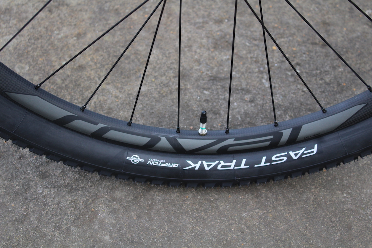 specialized epic expert carbon brain