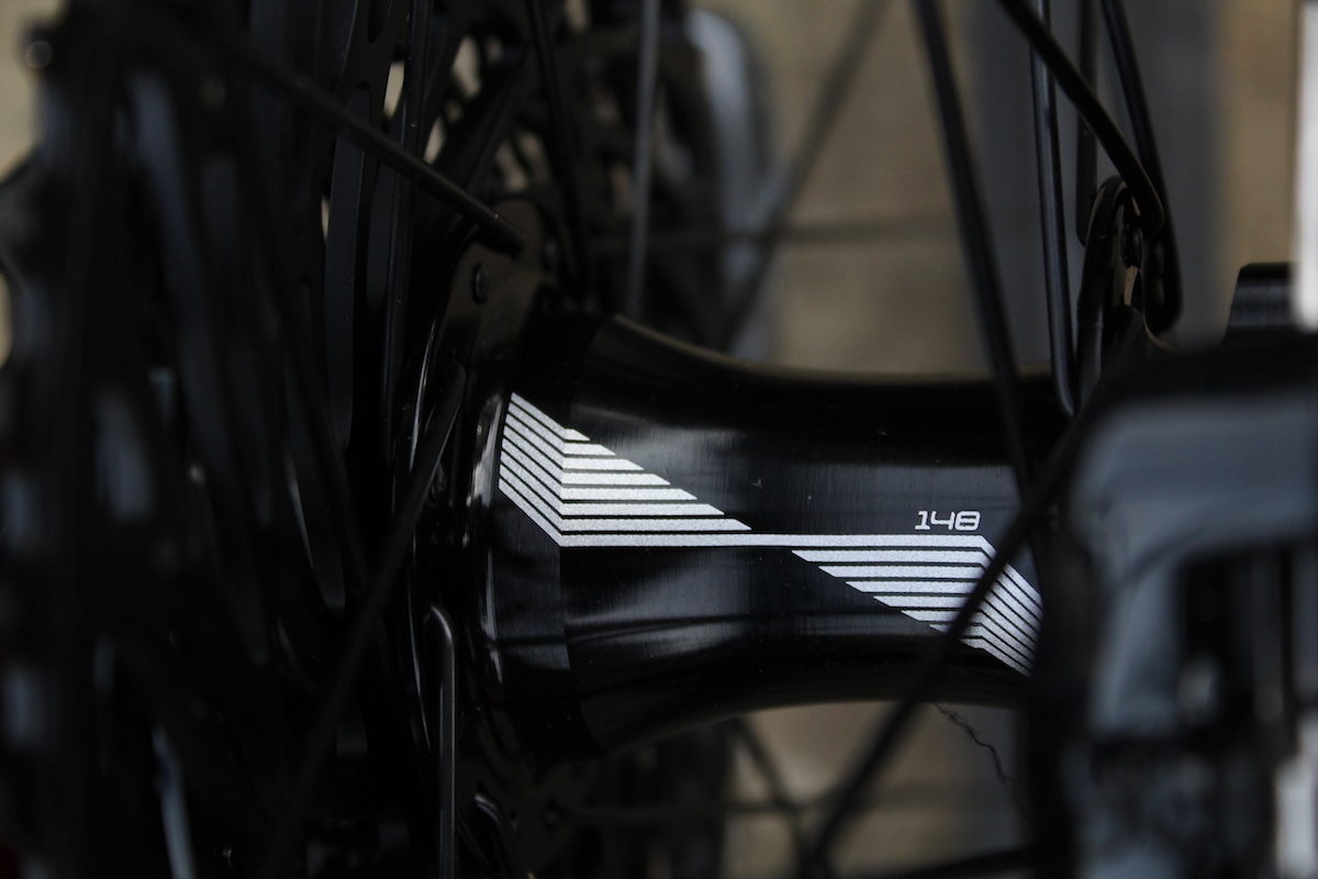 specialized epic expert carbon brain