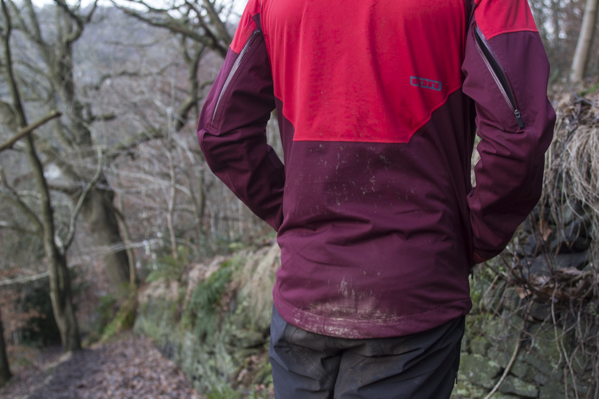 ion vario waterproof jacket wil