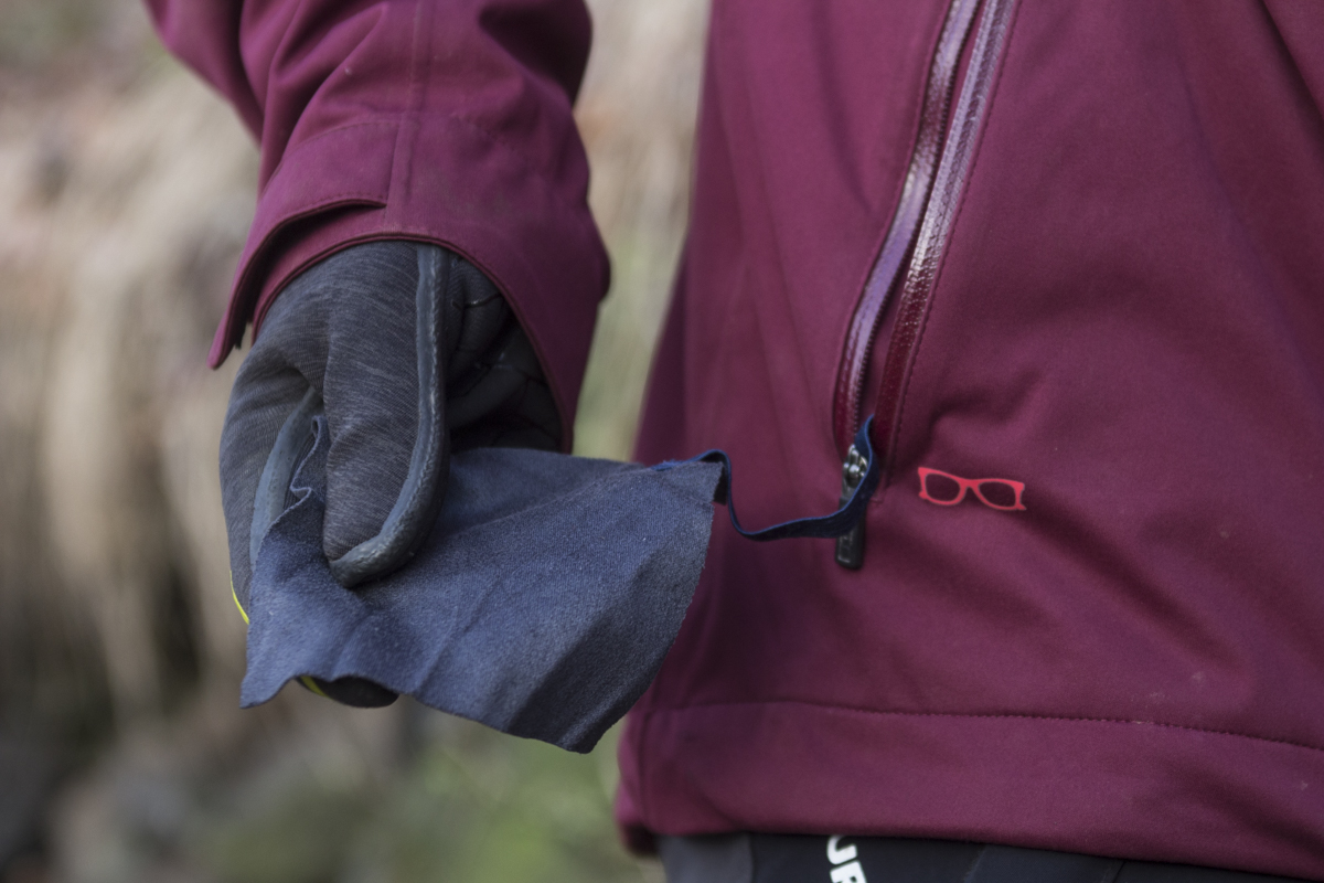 ion vario waterproof jacket wil