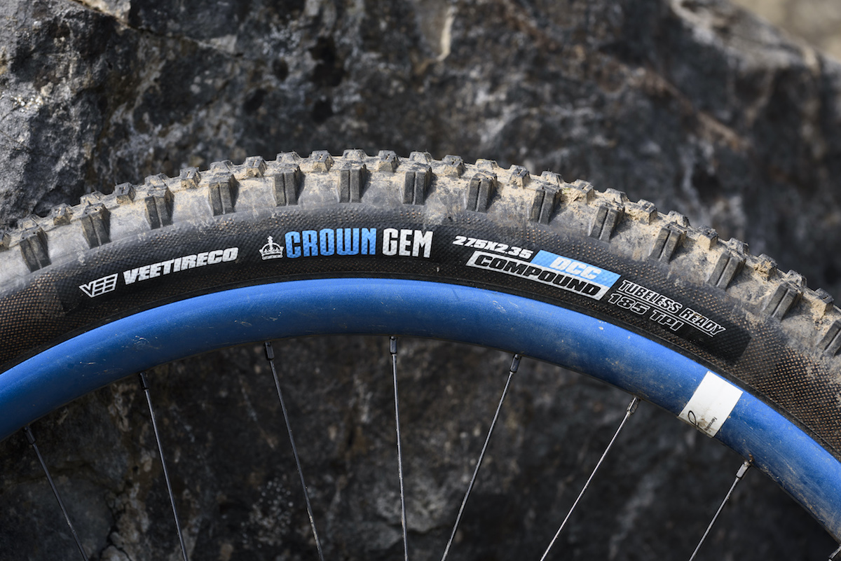 vee crown gem tubeless tyre issue 114