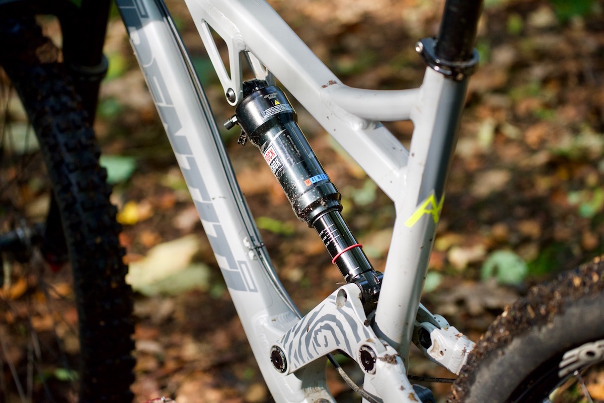 identiti mettle barney rockshox deluxe
