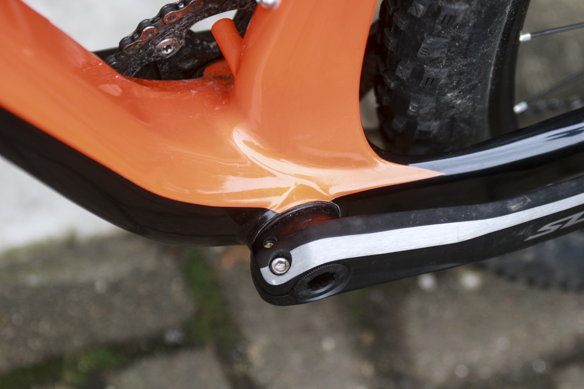 genesis mantle carbon hardtail