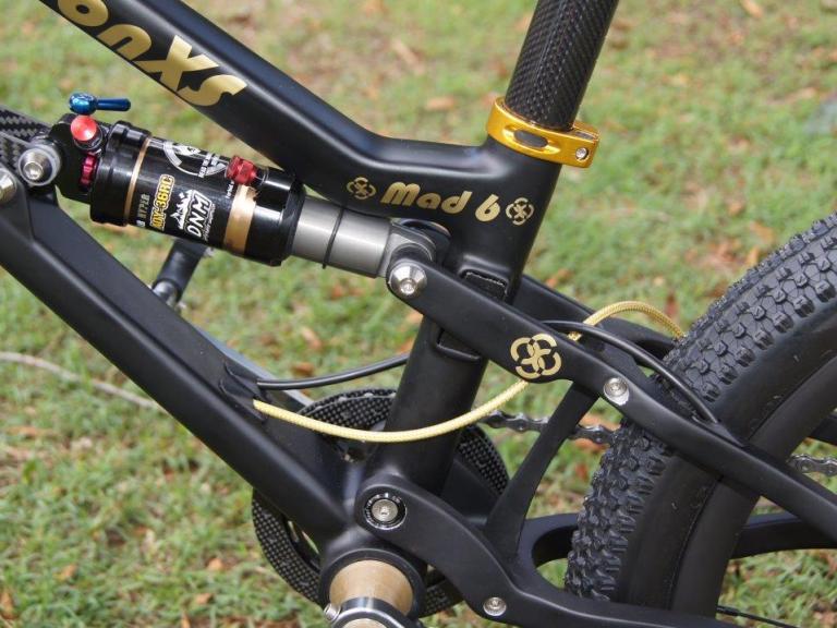 The CarbonXScycles MAD6 SII: 17lb Kids Full Suspension Bike
