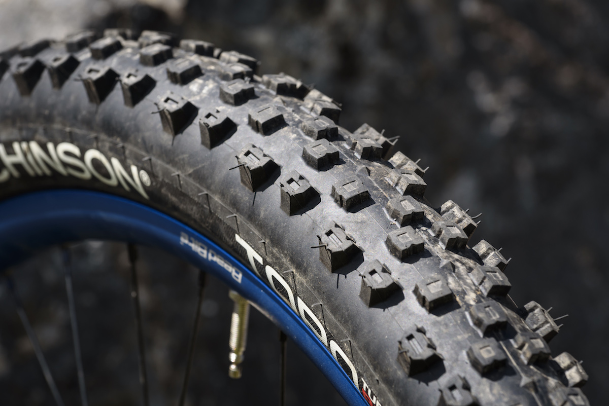 hutchinson toro tubeless tyre issue 114 hardskin