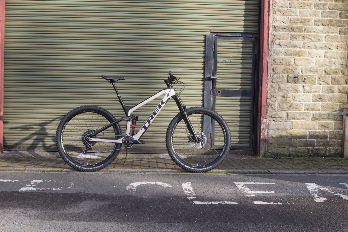trek slash 29er enduro bontrager